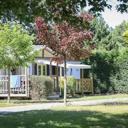 캠프장 Zecamping 3 Etoiles Chiens Acceptes Salle Fitness Piscine Couverte Saint-Julien-des-Landes
